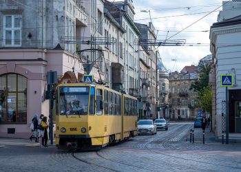 У Львові шукають водіїв електротранспорту. Як відбувається навчання