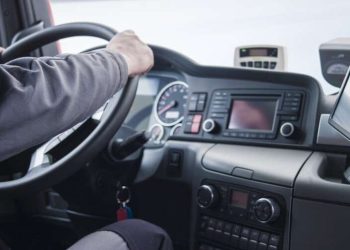 Водії легковиків можуть керувати вантажівками без відповідних прав | АВТО НОВИНИ |