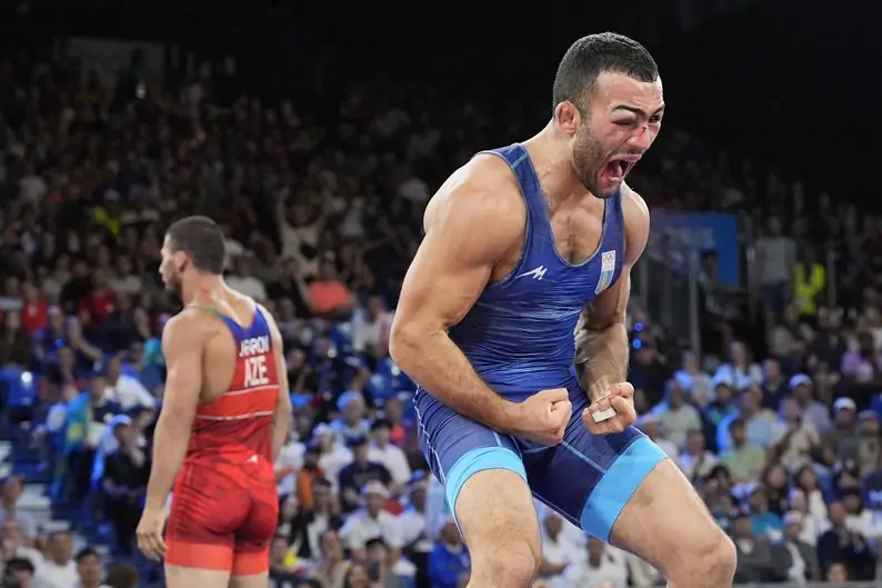 Беленюк та Насібов увійшли до топ-3 рейтингу найкращих борців 2024 року