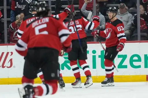 Нью-Джерсі обіграв Кароліну, Оттава поступилася Вегасу