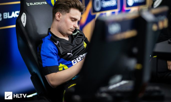 Ріфлер NAVI визнаний найкращим гравцем жовтня