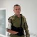 Вижив після атаки дрона. У Львові захиснику відновлюють руку з допомогою спеціального апарата