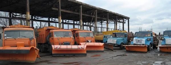 автотехніка комунального підприємства "ЧЕЛАУШ"