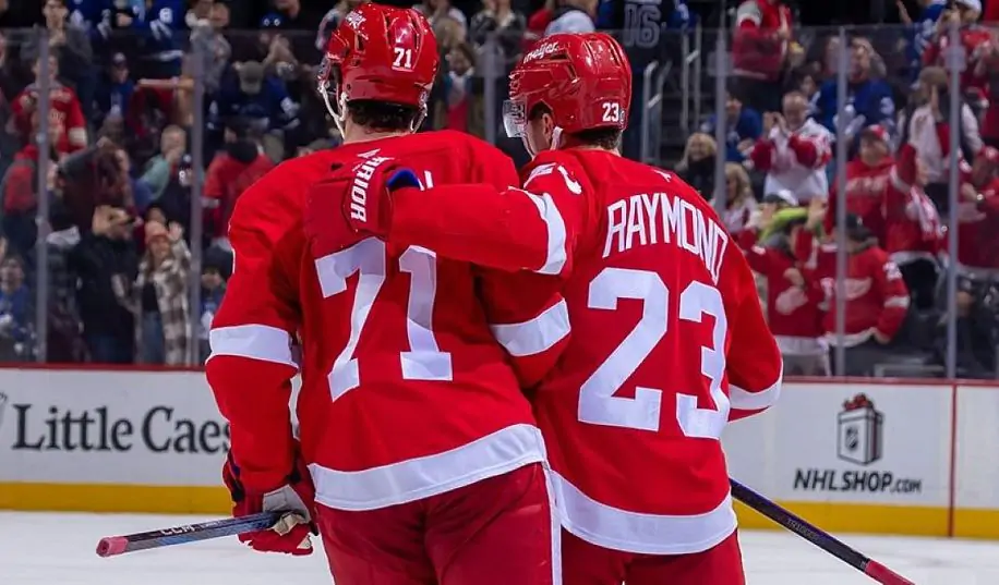 Даллас програв Торонто, Детройт обіграв Філадельфію