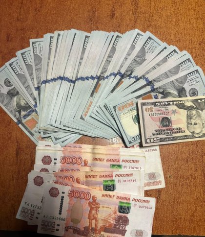 Львівські митники затримали іноземця із незадекларованими рублями, доларами та євро
