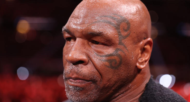 Майк Тайсон рассказал, на кого он ставит в реванше Усик - Фьюри