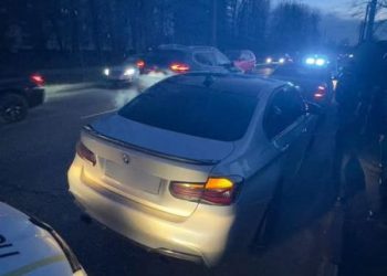 Патрульні виявили автомобіль, що мав номерні знаки іншого транспортного засобу — Новости Черкасс