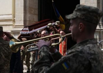 Сьогодні на Львівщині попрощаються з чотирма військовими. Ким вони були