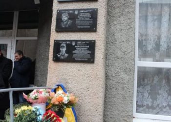 У Тальнівській громаді відкрили дві меморіальні дошки на честь полеглих Героїв — Новости Черкасс