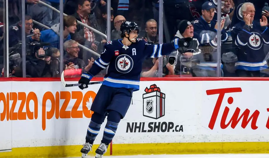 Вінніпег розтрощив Бостон, Піттсбург отримав 6 шайб від Колорадо