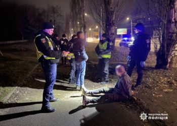 Деталі стрілянини в Черкасах: чоловік поранив двох людей — Новости Черкасс