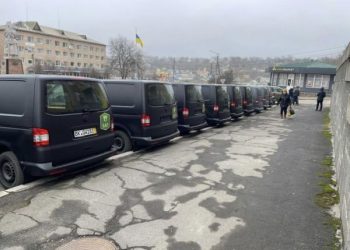 У Тальному передали десять авто для ЗСУ — Новости Черкасс