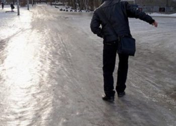 За добу 50 людей у Львові травмувалися через негоду — LVIV.MEDIA