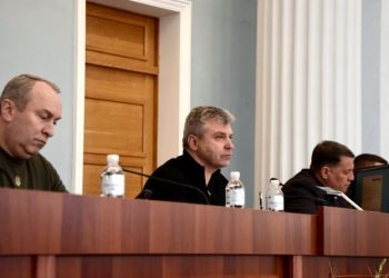 Депутати облради підтримали звернення до Президента щодо переговорної позиції України — Новости Черкасс