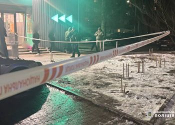 Потрапив на камери відеоспостереження: затримали чоловіка, який підпалив авто черкащанину — Новости Черкасс