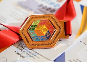 Школярі з Черкас подали найбільше робіт на обласний етап Всеукраїнського конкурсу МАН — Новости Черкасс
