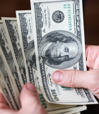 5 тисяч доларів за фіктивний діагноз: у Львові затримали трьох переправників