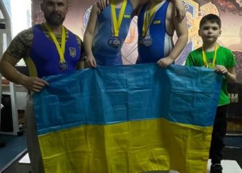 На Кубку столиці з окремих вправ пауерліфтингу черкащани здобули нагороди — Новости Черкасс