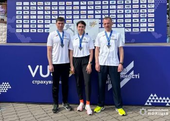 Поліцейські Черкащини взяли участь у благодійному забігу  — Новости Черкасс
