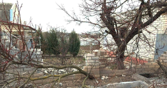 Наслідки обстрілу Зеленівки / Херсонська МВА