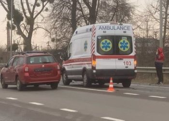 У ДТП із «швидкою допомогою» на Львівщині постраждав водій Renault — Львівщіна