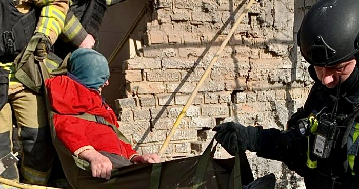 Порятунок з-під завалів / ДСНС України