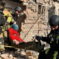 Порятунок з-під завалів / ДСНС України