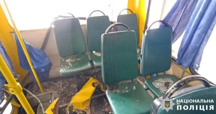 Наслідки удару дроном по автобусу / Національна поліція