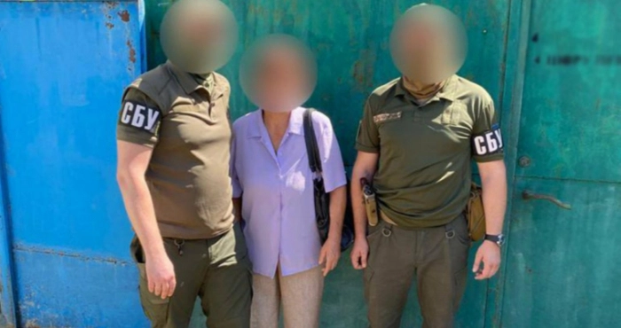 Коригувальниця (в центрі) / Херсонська обласна прокуратура