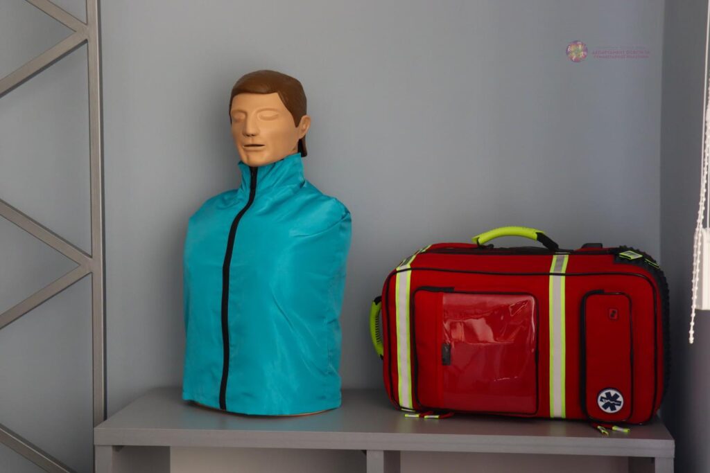 манекен у класі безпеки