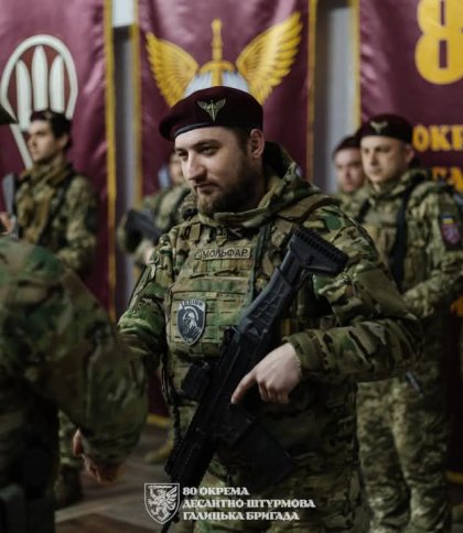 Головнокомандувач ЗСУ нагородив відзнакою десантника з Львівщини