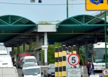 Львівські прикордонники попередили про можливі черги у ПП “Шегині” — Львівщіна