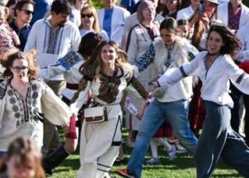 На Великдень Шевченківський гай відвідала рекордна кількість людей — LVIV.MEDIA