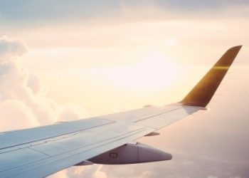 Польоти літака Welcome над Львовом: що пояснили у Мінрозвитку