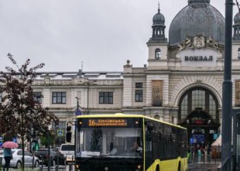 Приватні перевізники Львова вимагають підвищення тарифів на проїзд у маршрутках — LVIV.MEDIA