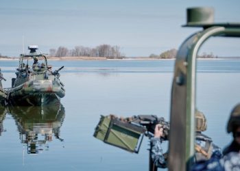 У Черкасах пройшли урочистості з нагоди Дня створення дивізіону річкових катерів — Новости Черкасс