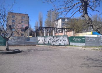 У Черкасах замість довгобуду збудують м’ясний магазин — Новости Черкасс