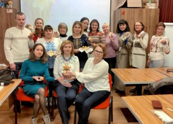 У Гончаренко центрі провели захід про великодні традиції та писанкарство — Новости Черкасс
