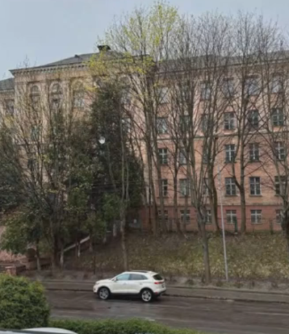 У Львові будівлю спорткомплексу 