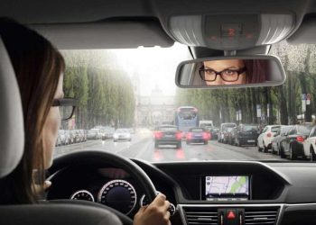 Безпечне водіння в умовах завантаженого трафіку: корисні поради для водіїв – Дніпро оперативний