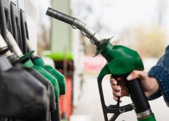 Ціни на бензин падають – що прогнозують експерти | АВТО НОВИНИ |