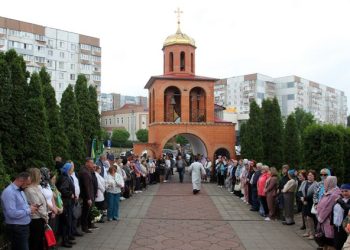 Історична подія в Черкасах: українська Божественна літургія в Андріївському храмі — Новости Черкасс