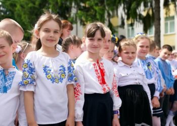«Останні дзвоники» сьогодні лунали по Черкащині — Новости Черкасс