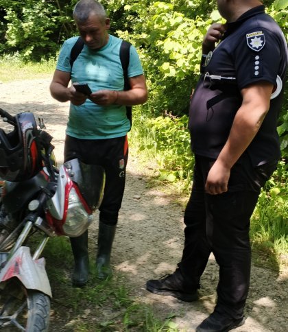 За джипінг у заповіднику на Львівщині оштрафували мотоцикліста