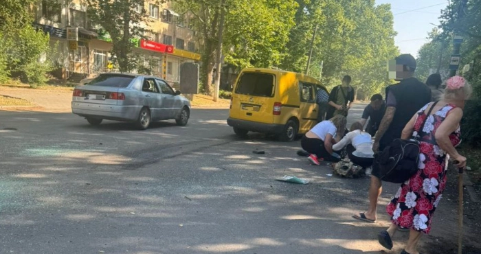 У Херсоні внаслідок дронової атаки росіян – 15 поранених