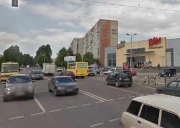 ЛКП «Львівавтодор» оновить світлофор у Рясному майже за 5 млн грн