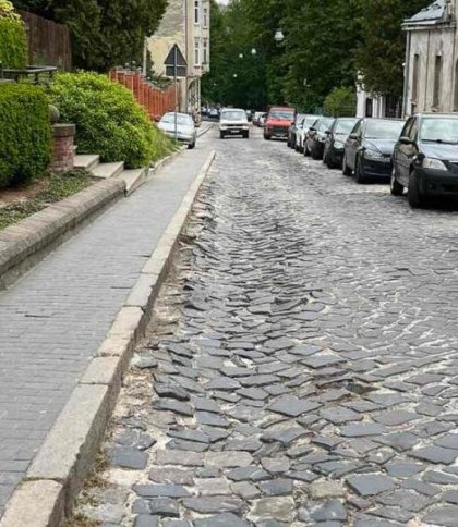 Ремонт вулиці Драгоманова у Львові продовжили ще на місяць через дощі