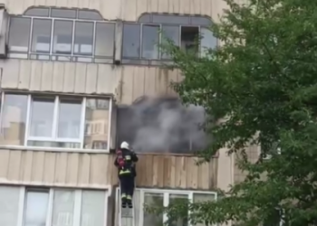 У Львові на Сихові горіла квартира: мешканців будинку евакуювали