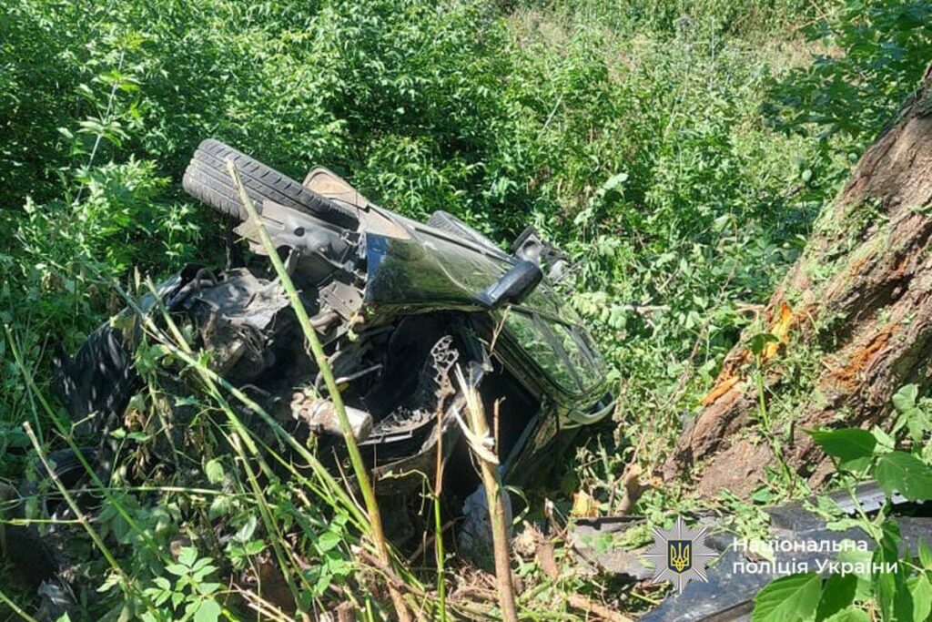 машина у кюветі 2 серпня