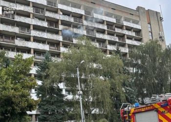 Пожежа у готелі Львова: стало відомо про постраждалих